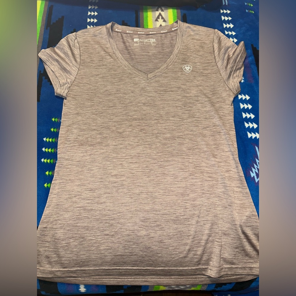 Ariat Heather Gray V-Neck Women's Tee